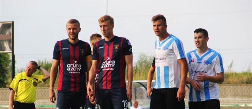 Piłka nożna. Świt niczym Pogoń
