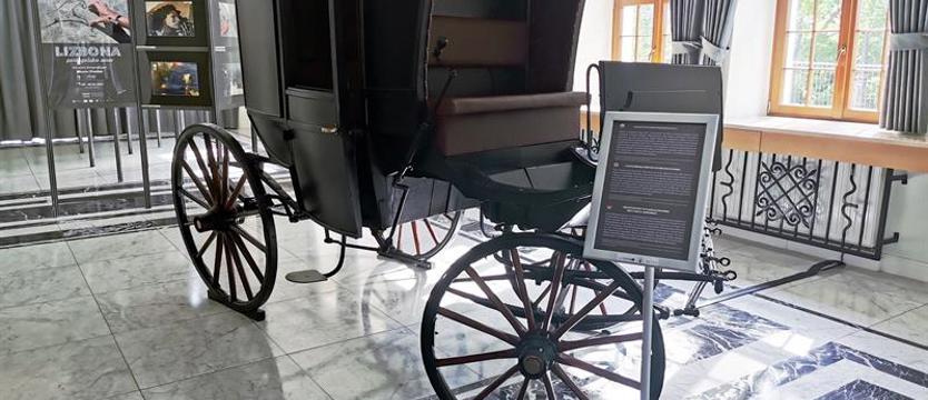 Kareta z puzzlami i grami. Wyjątkowy eksponat w w Zamku Książąt Pomorskich