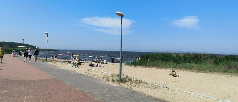 Rozmawiają o szerszej plaży w Trzebieży