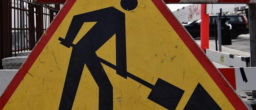 Ulicą Mazurską z utrudnieniami. Wymiana asfaltu na jezdni