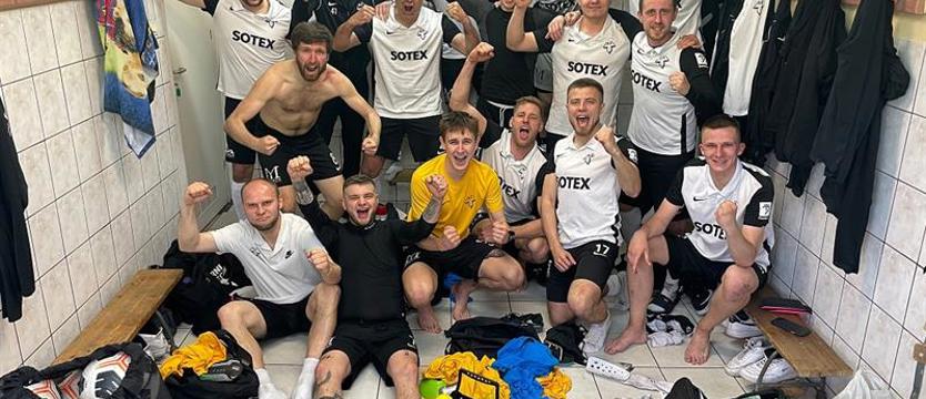 Piłka nożna. Szóste zwycięstwo Kasty