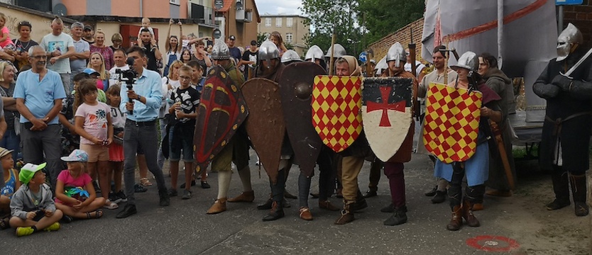 Trzebiatowski jarmark historyczny, czyli jak miska kaszy uratowała miasto