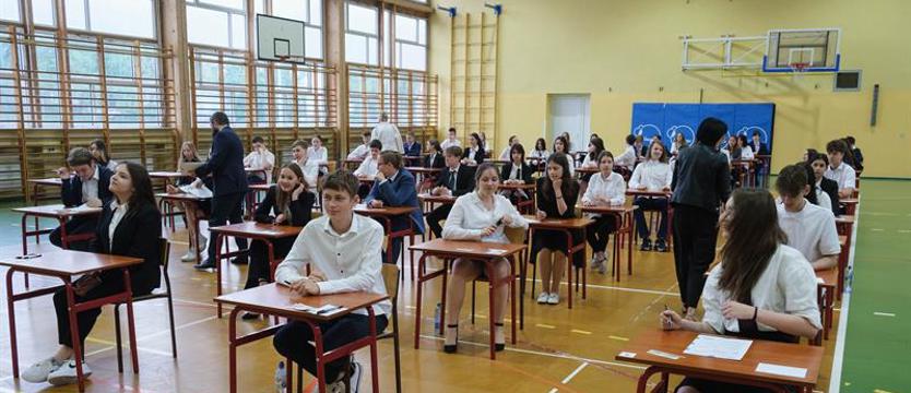 Młodzież zmierzyła się z królową nauk. Do rozwiązania 19 zadań w 100 minut