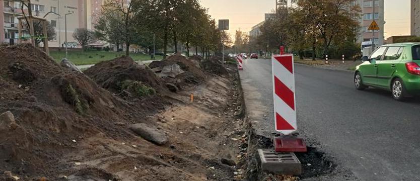 Ul. Zawadzkiego w Szczecinie ze ścieżką rowerową