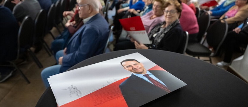 Sikorski: odbiorę Order Orła Białego Antoniemu Macierewiczowi pierwszego dnia urzędowania