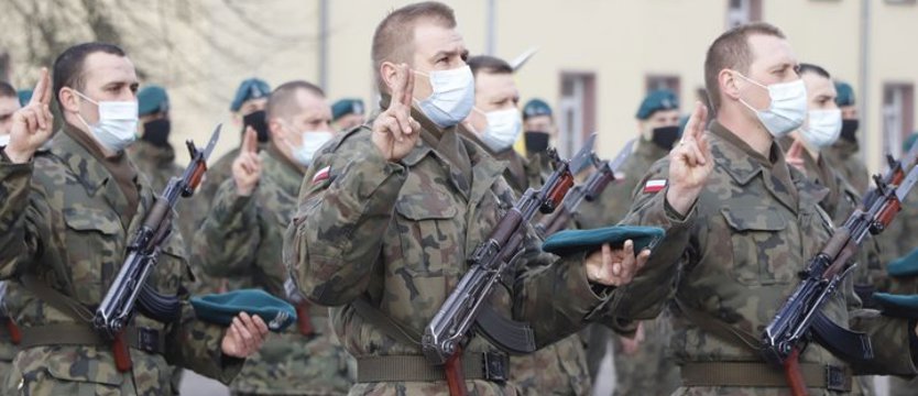 Przysięgali nowi żołnierze 12 Brygady Zmechanizowanej