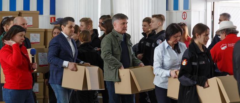 Wielkanocne paczki ze Szczecina na Litwę i Łotwę. Pamięć o rodakach na Kresach