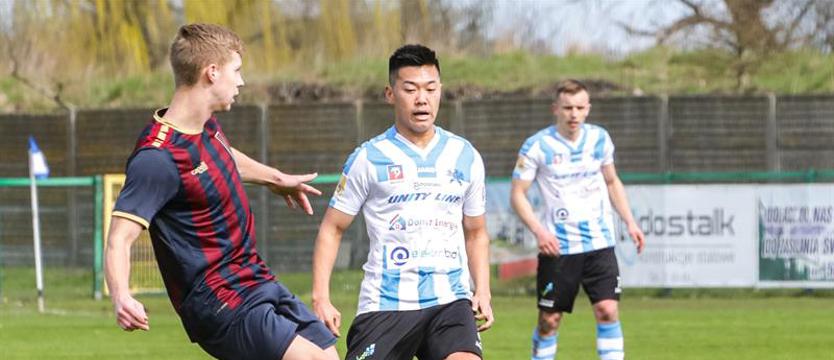 Piłka nożna. Trzecioligowe derby dla Świtu