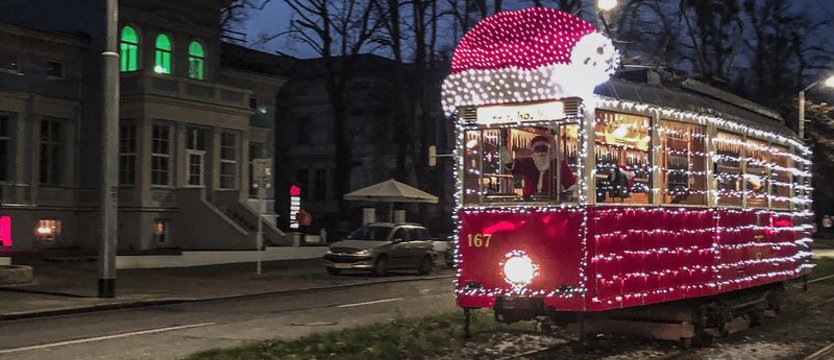 Mikołajowy tramwaj na ulicach Szczecina. W tym roku bez pasażerów