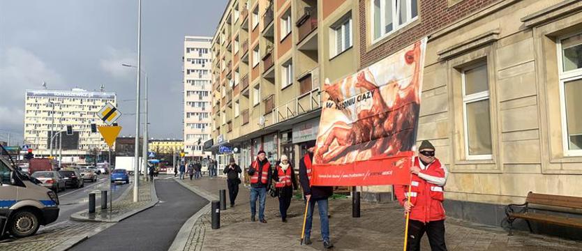 Już można bić obrońców życia