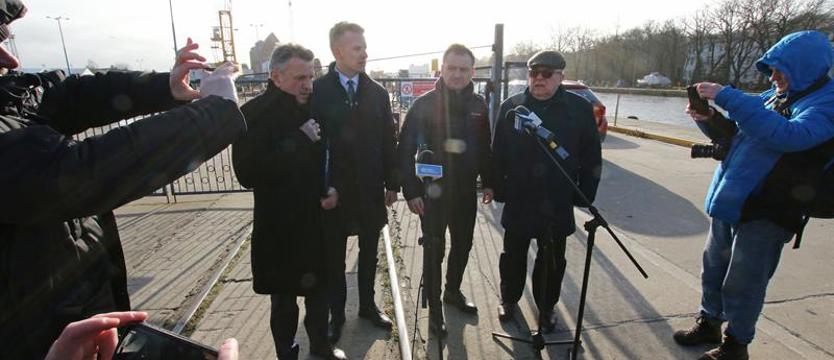 Promu jednak nie będzie. Parlamentarzyści odwiedzili Polską Żeglugę Bałtycką