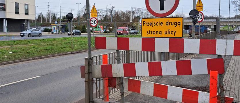 Drogowcy zapomnieli o pieszych?