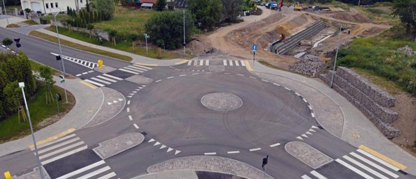 Rondo przy ul. Północnej i Wapiennej gotowe