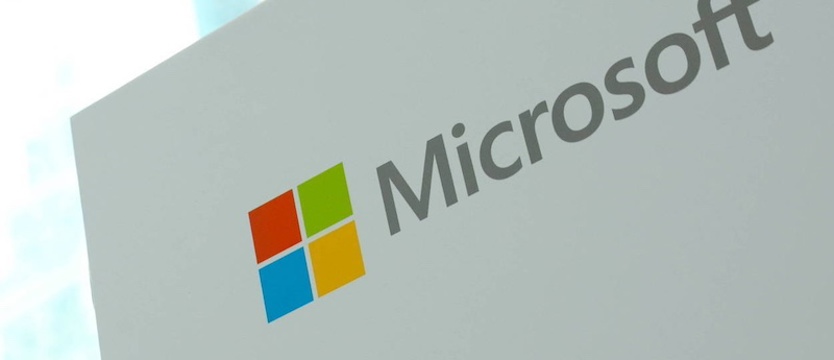 Globalna awaria Microsoftu spowodowała zakłócenia w lotach, mediach i bankowości