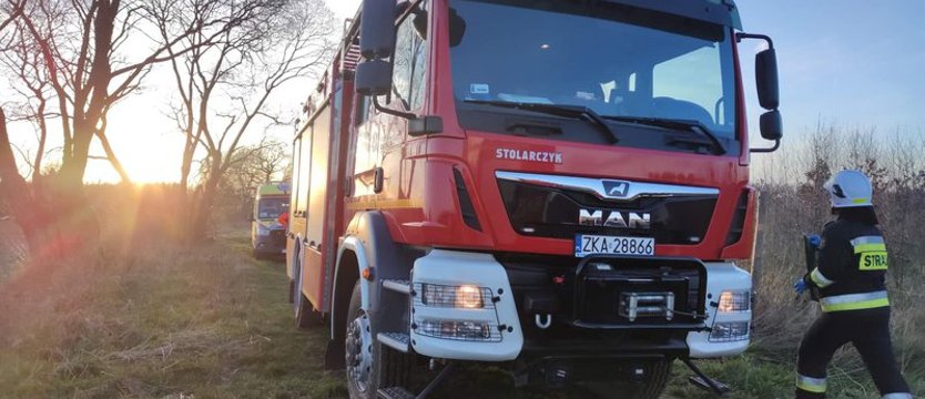 Ciągnik przygniótł mężczyznę w powiecie kamieńskim
