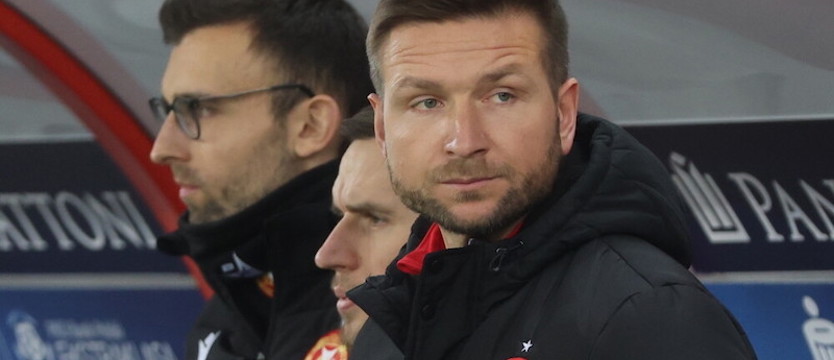 Piłka nożna. Po porażce z Pogonią Widzew zwolnił trenera