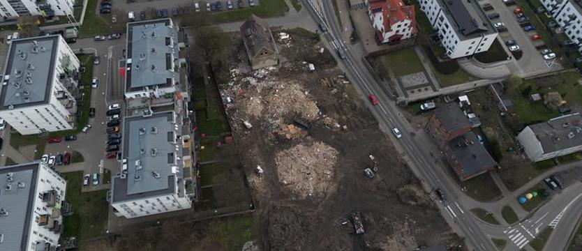Ekrany może później. Wątpliwości przy budowie