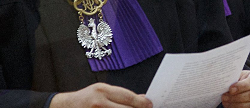 Rozpoczął się proces pielęgniarki oskarżonej o szczepienie dzieci nieustaloną substancją