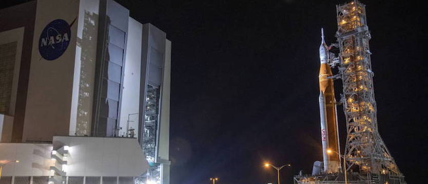 NASA dąży do powrotu na Księżyc. Pierwsza faza misji Artemis przełożona