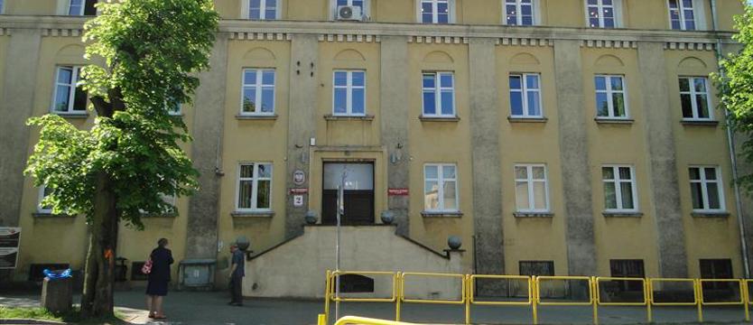 Zabytkowy obiekt w nowej szacie. Budynek gryfińskiego sądu po remoncie elewacji