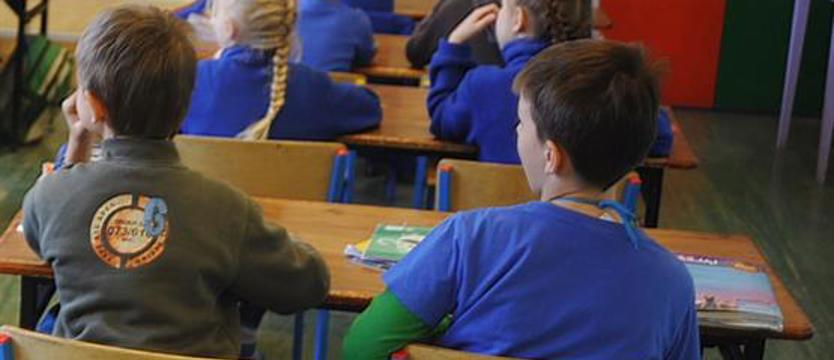 „Mamy sytuację niejednoznaczną”. Powrót uczniów i obostrzenia [SONDA]