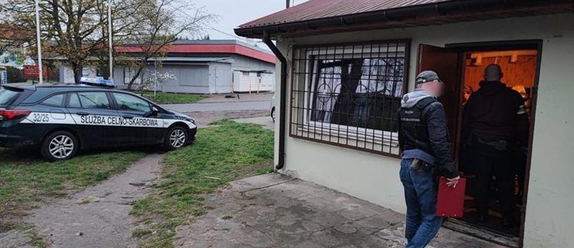 Nielegalny punkt hazardowy na prawobrzeżu. Niezdrowo w „warzywniaku”