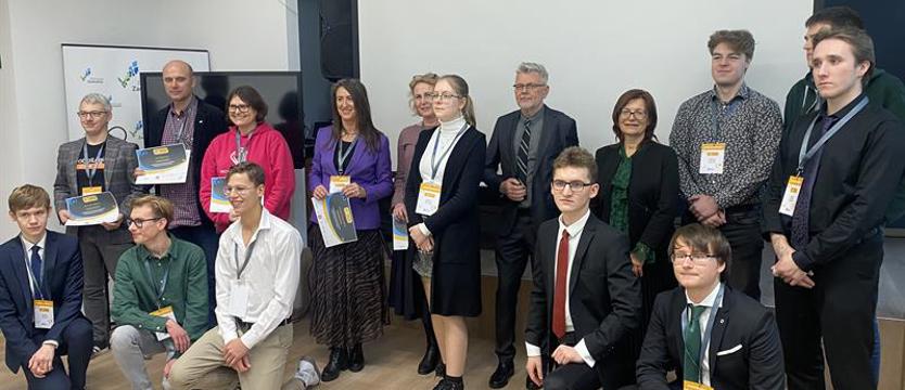 Wystartowali młodzi naukowcy. E(x)plory w Technikum Technologii Cyfrowych