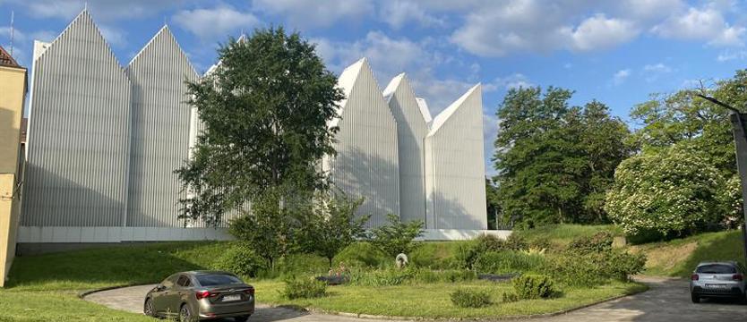 Kiedy otworzą nam ogród przy filharmonii?