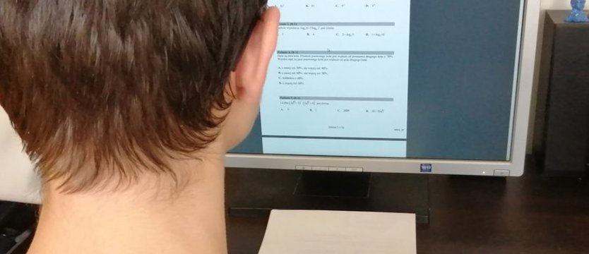 Problemy zdrowotne dzieci przy zdalnej nauce