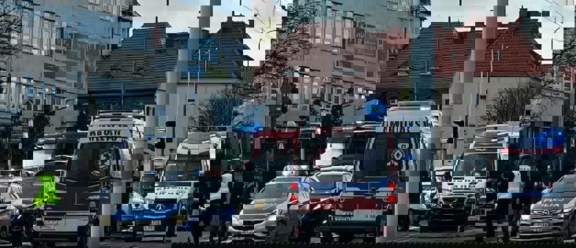 Wypadek przy Mickiewicza w Szczecinie, są kłopoty z przejazdem