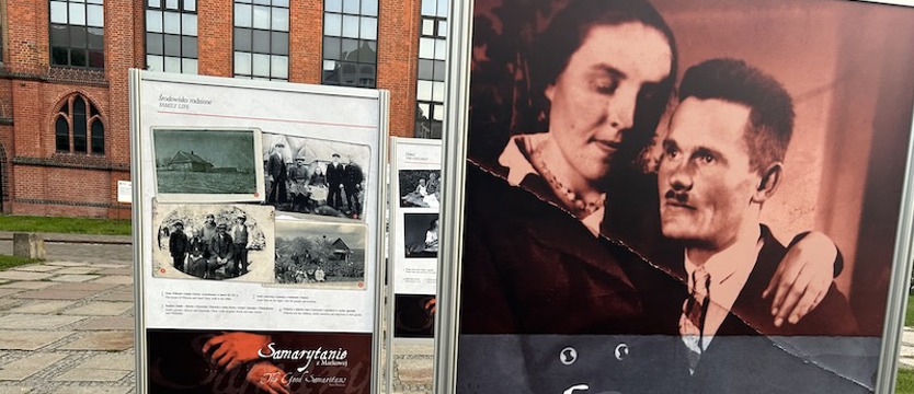 Plenerowa wystawa poświęcona rodzinie Ulmów