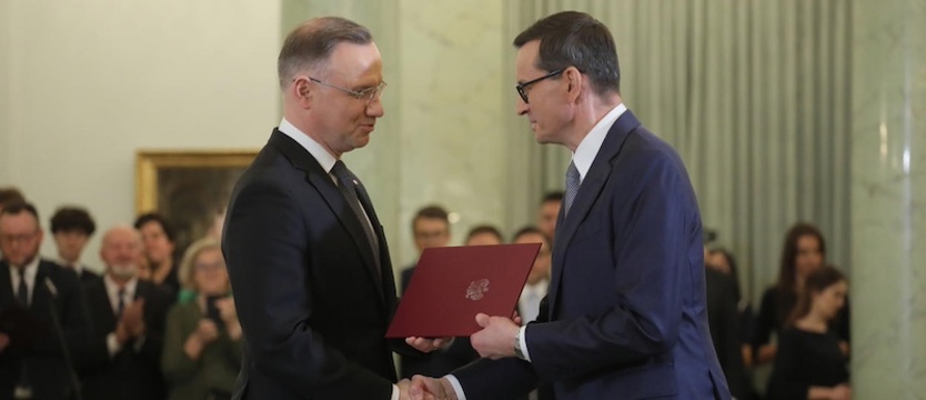 Prezydent powołał tymczasowy rząd