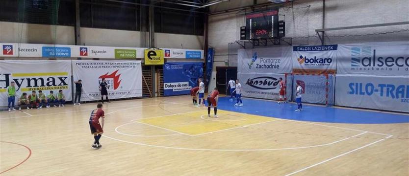 Futsal. Zwycięstwo z nerwową końcówką