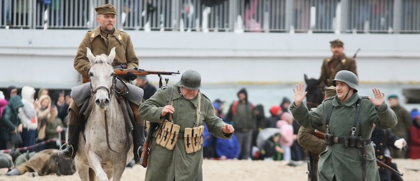 Finał boju o Kołobrzeg na plaży centralnej