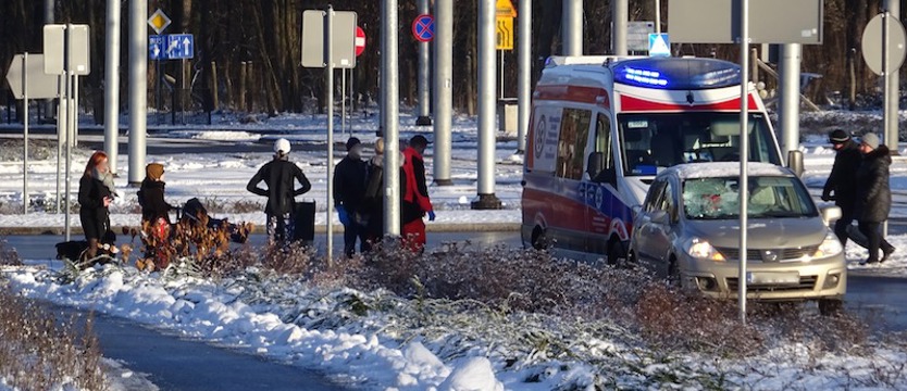Potrącenie pieszego przy rondzie Olszewskiego w Szczecinie
