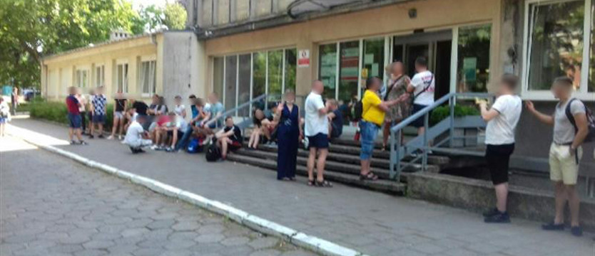 Centrum Krwiodawstwa oblężone