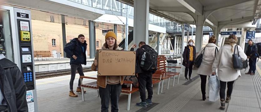 Szczecin pomaga od rana. Uchodźcy w drodze