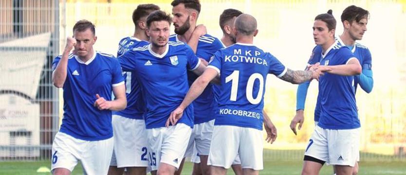 Piłka nożna. Kotwica pokonała Jarotę