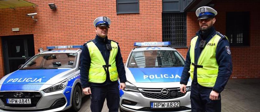 Kamera nagra policyjną interwencję