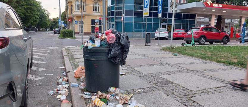 Gdzie się podziały miejskie śmietniki? [SONDA]