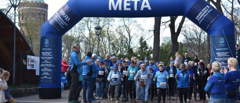 IV Bieg dla Autyzmu w Stargardzie. W parku zrobiło się niebiesko