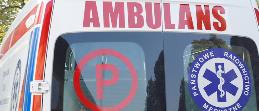 Dziecko wypadło z okna na trzecim piętrze kamienicy w Koszalinie