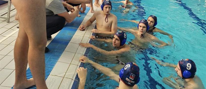 Piłka wodna. Juniorzy Arkonii Waterpolo na fali