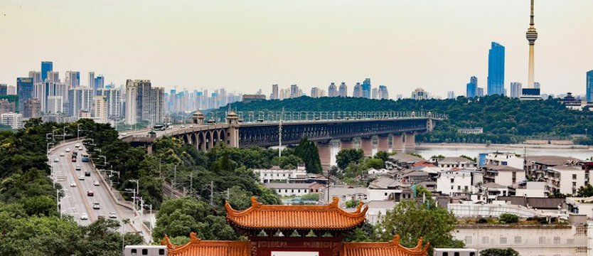 Dwa lata od wykrycia pierwszych przypadków Covid-19 w chińskim Wuhan