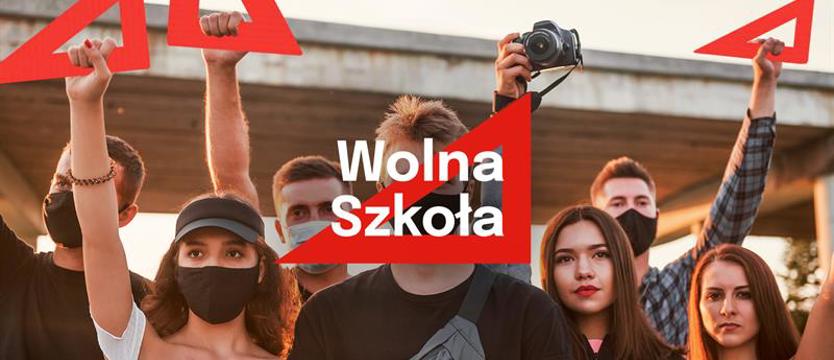 Akcja społeczna „Wolna Szkoła”. Symbolem sprzeciwu – czerwona ekierka