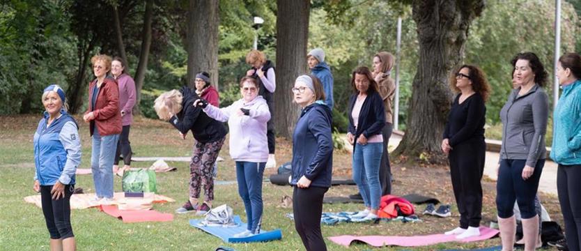 Qigong na Różance. Spokojny oddech na chłodny poranek