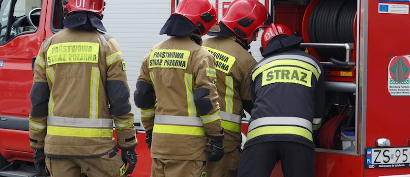 Pożar w pustostanie przy ul. Lubomirskiego. Nie żyją dwie osoby