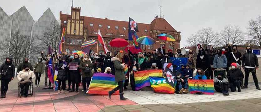 Prawa kobiet bez kompromisów. Demonstracja na pl. Solidarności