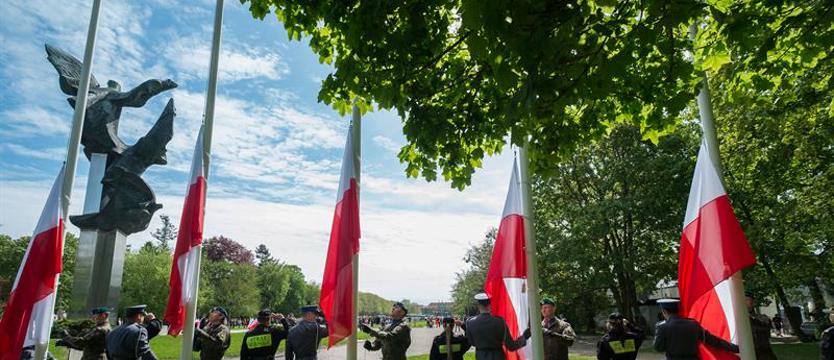 Ważne dni dla Polaków. Święto flagi, święto konstytucji