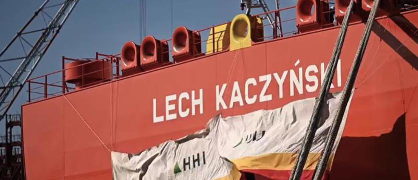 Dwa nowe gazowce już po chrzcie